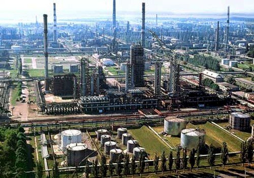 Сьогодні КНПЗ - єдиний виробник пального в Україні