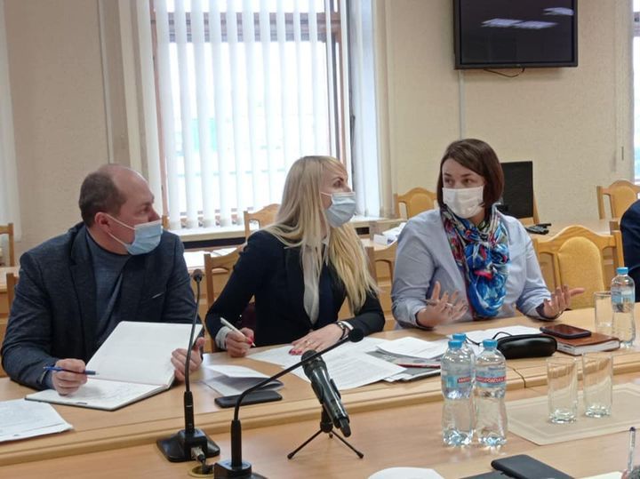 Депутат облради Ольга Усанова ("За Майбутнє") вимагає прийняти рішення про повернення аптек громаді Кременчука