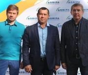 Діденко (в центрі) разом з головою облради Біленьким та головою партії "Довіра" Кулінічем