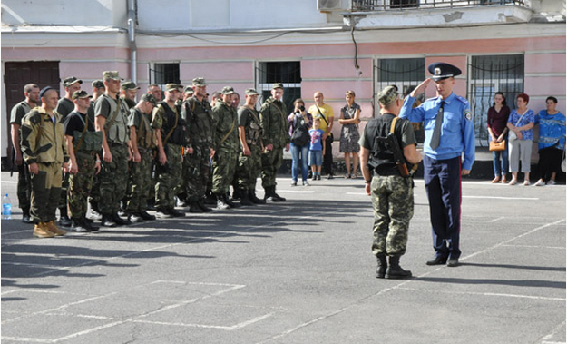 Бойцы роты "Кременчук" отправляются в зону АТО